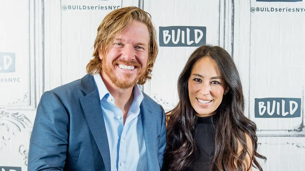 Joanna Gaines Chip Gaines Car Seat Photo Instagram