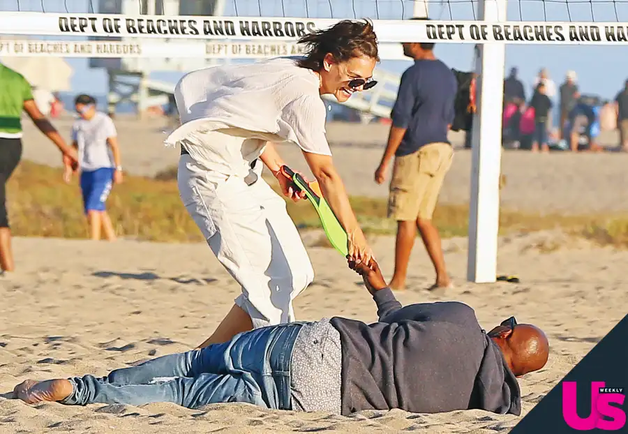 Katie Holmes Jamie Foxx Beach Love