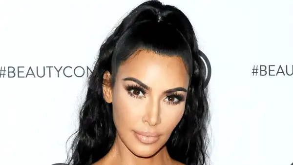 kim-kardashian-bikini