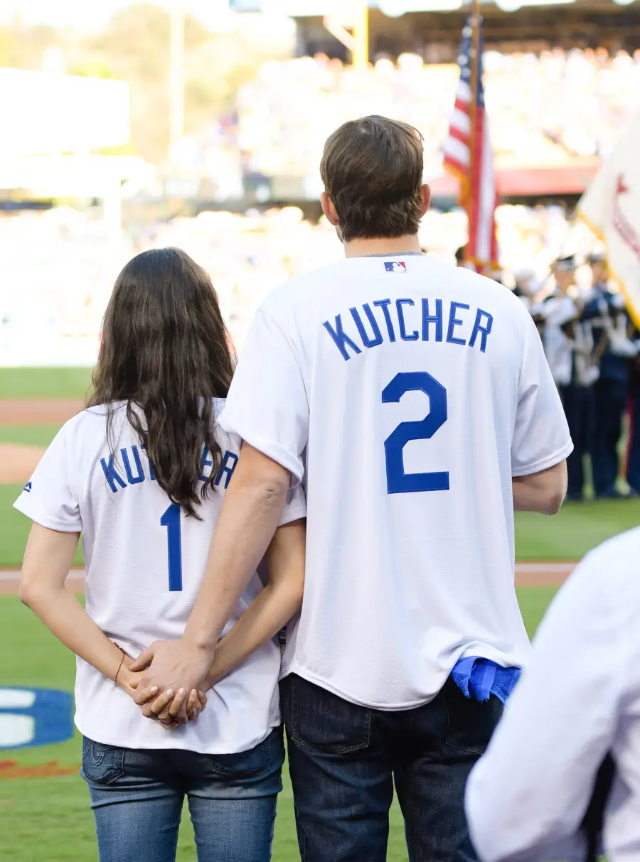 Mila Kunis Ashton Kutcher romance