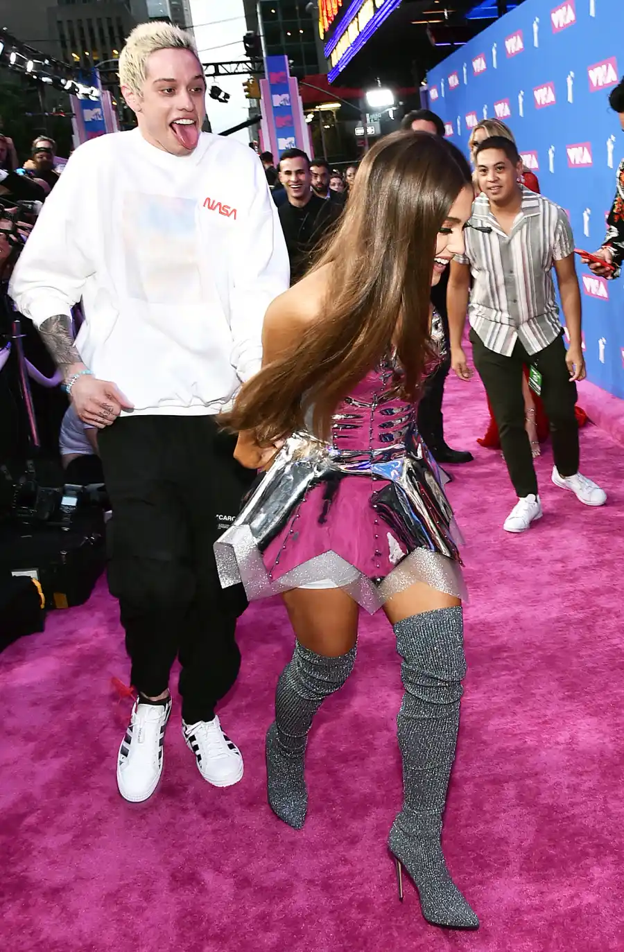 Pete Davidson Ariana Grande VMAs 2018