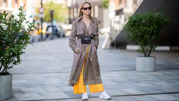 plaid trench coat street style