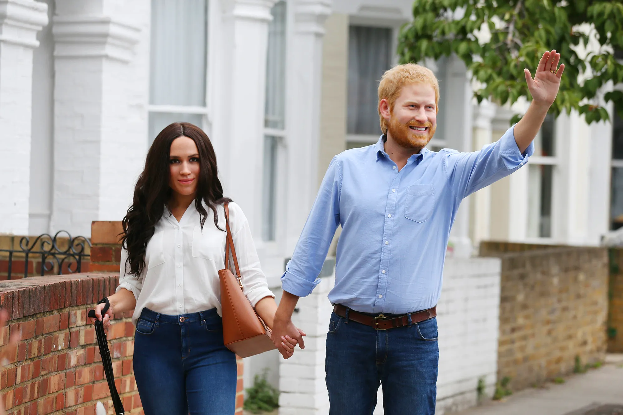 Prince Harry Meghan Markle Living wax figures