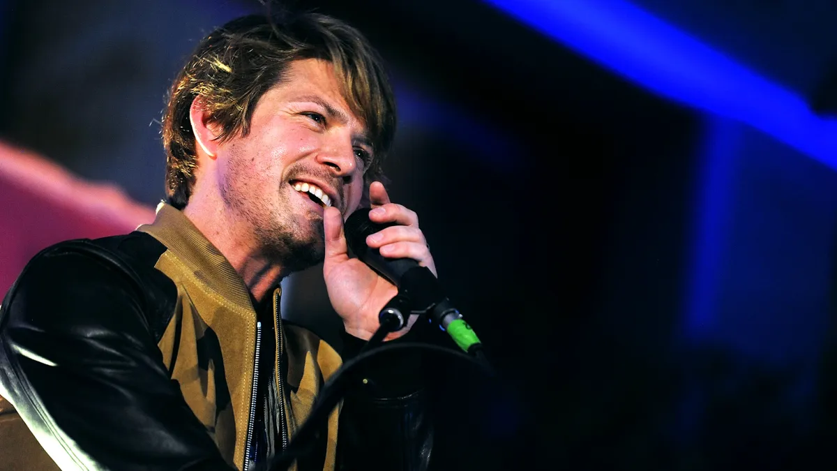Taylor Hanson Is Expecting His Sixth Child