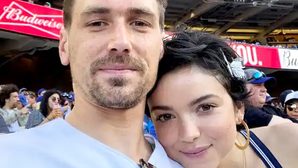 Bekah-Martinez-Already-Married-to-Greyston-Leonard