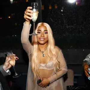 Luxury Handbag Shopping's Most Stylish New Yorkers Hennessy Carolina