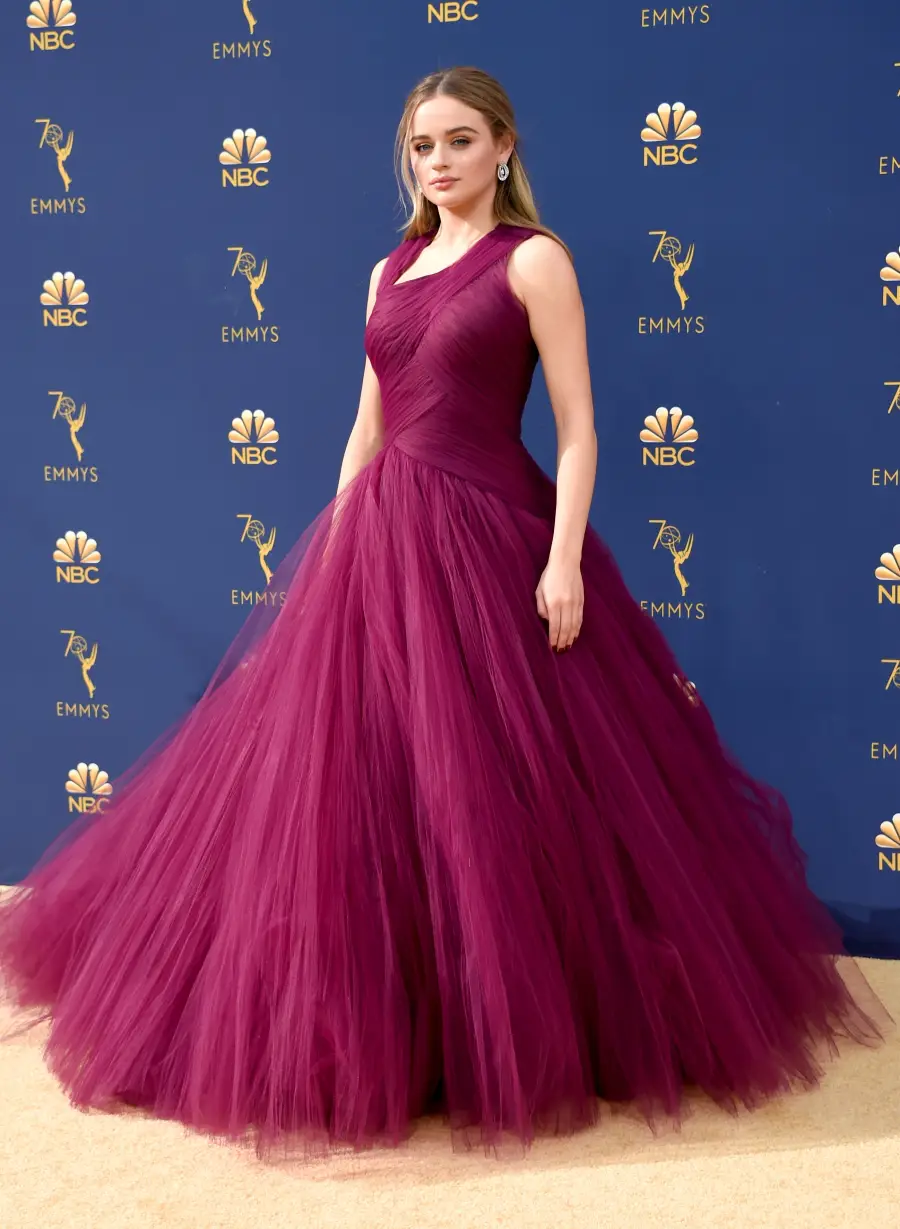 Joey-King-emmy-18