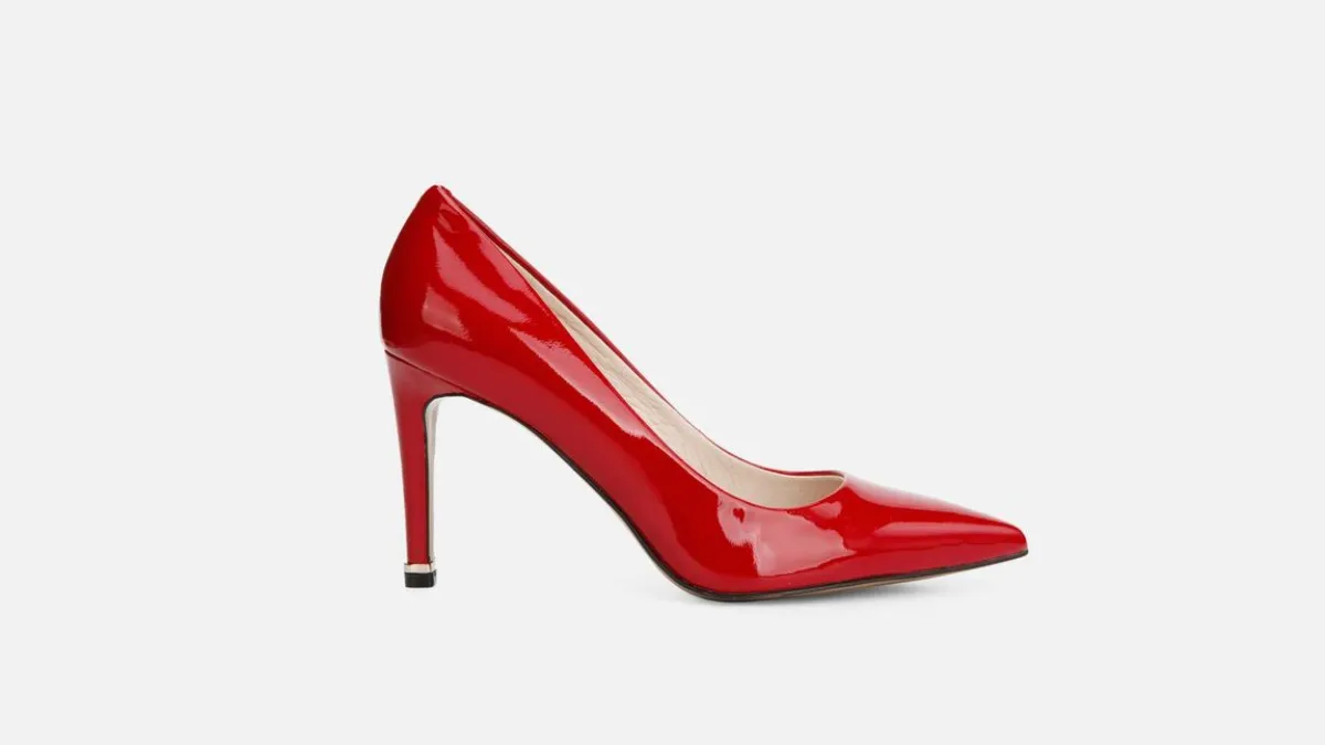 kenneth cole red pumps
