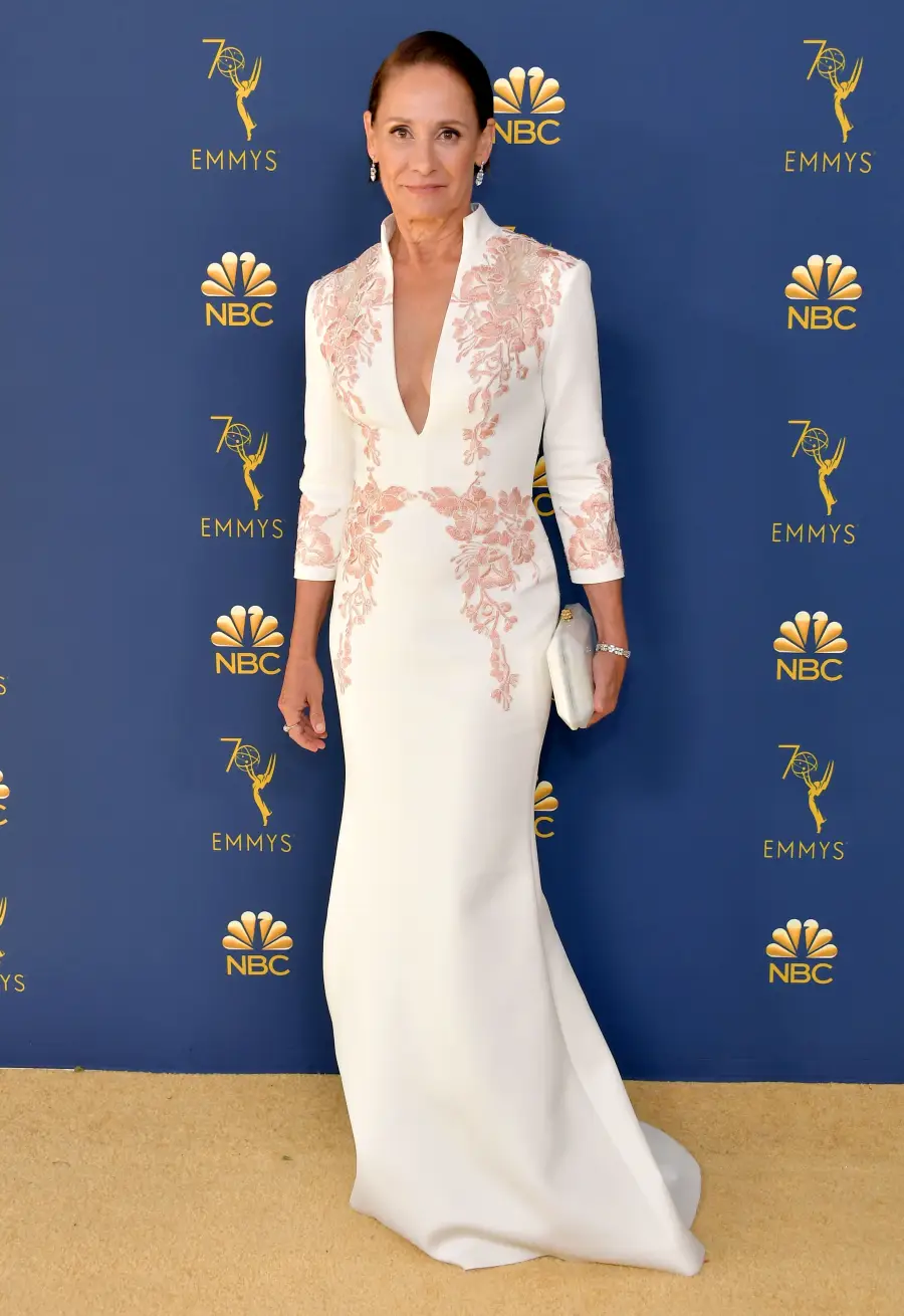 Laurie-Metcalf-emmy-18