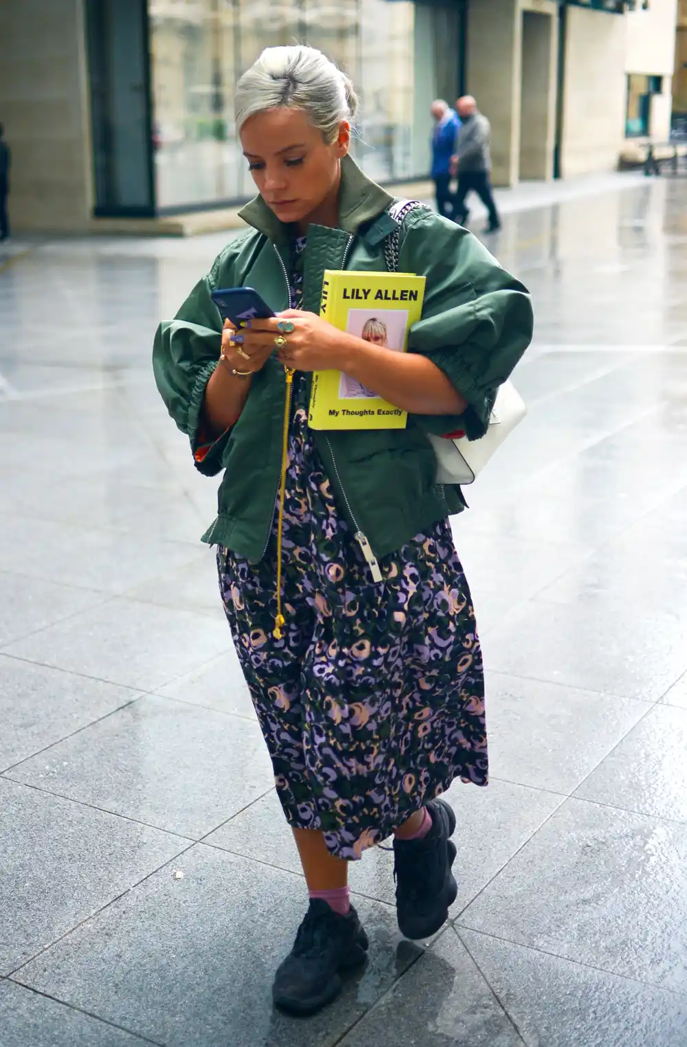 Lily Allen Reveals Heartbreaking Details About Delivering a Stillborn Baby