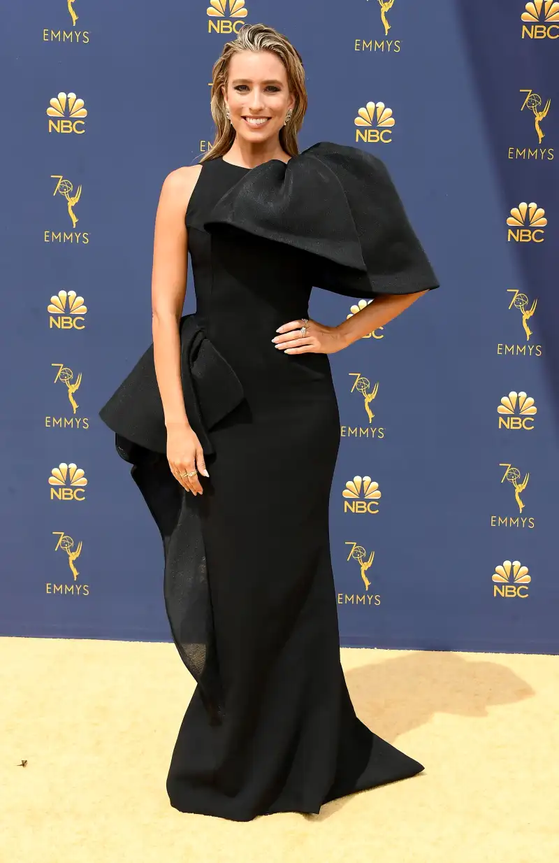 Renee-Bargh-emmys-18