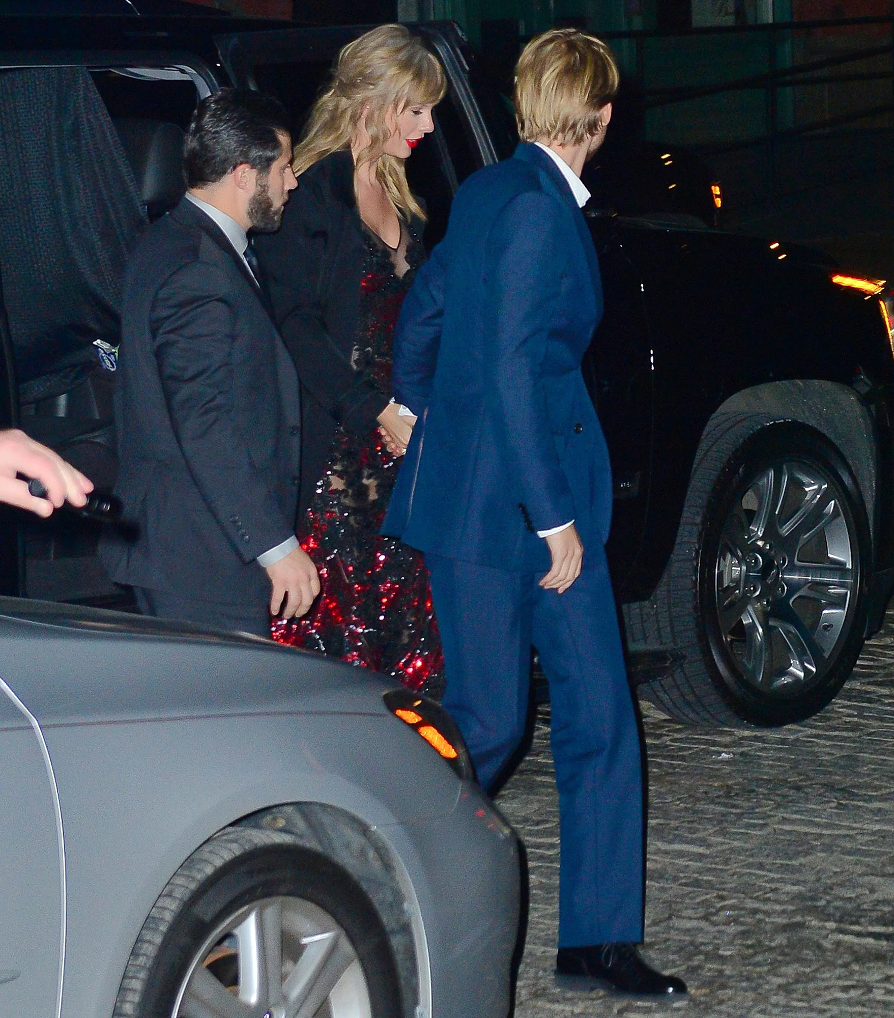 Taylor Swift, Joe Alwyn, Holding Hands, New York