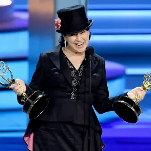 The-Marvelous-Mrs.-Maisel-wins-emmys-2018