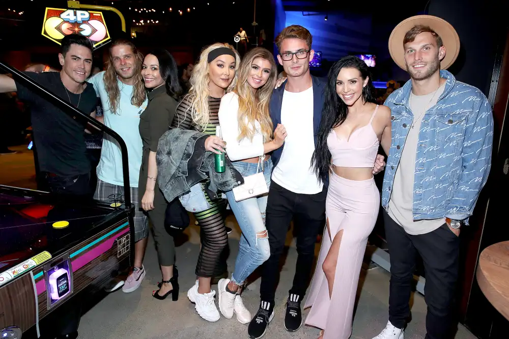 Tom-Sandoval,-Jeremy-Madix,-guest,-Billie-Lee,-Raquel-Leviss,-James-Kennedy,-Scheana-Marie-and-Adam-Spott