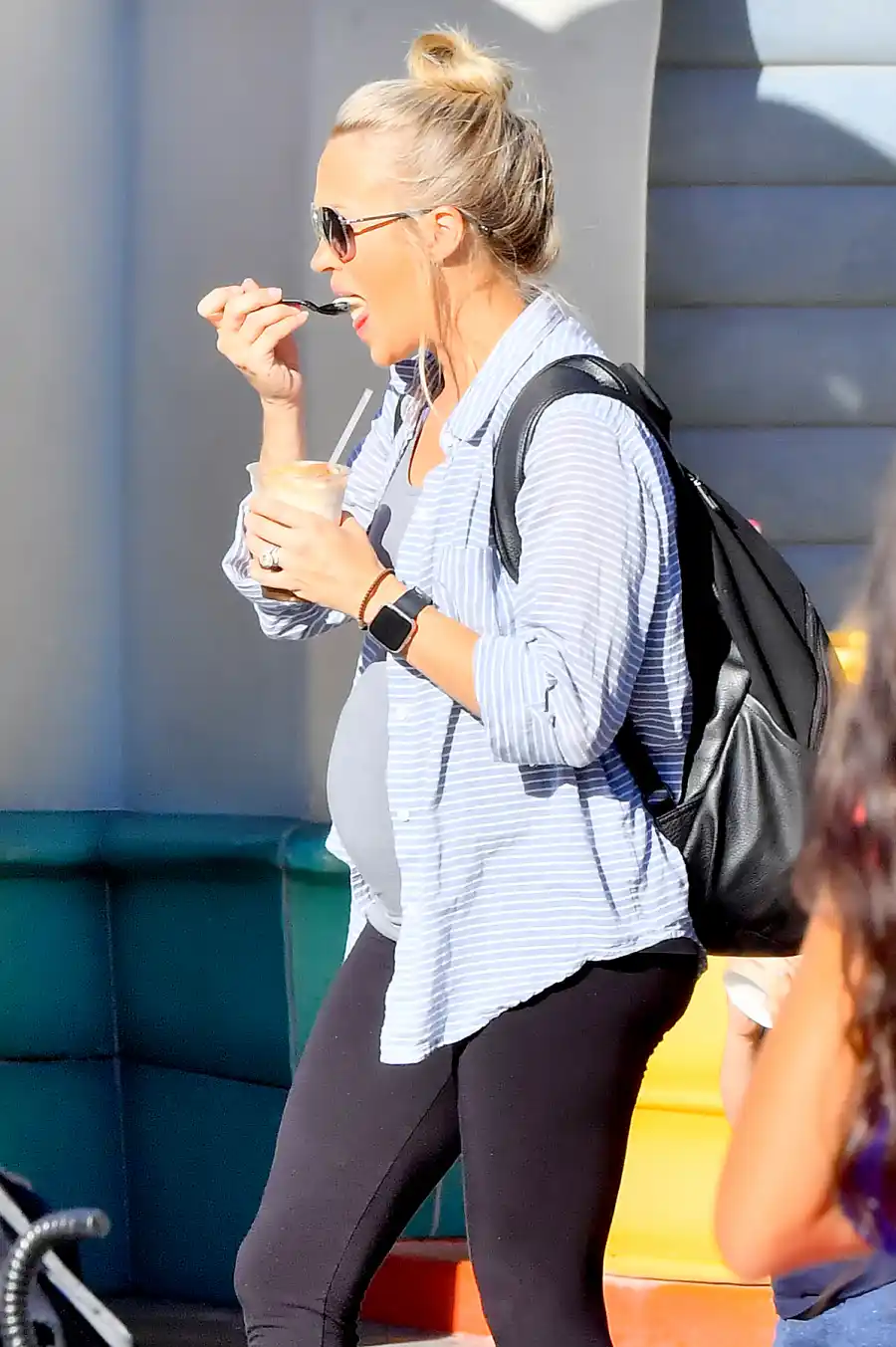 carrie-underwood-baby-bump-disney