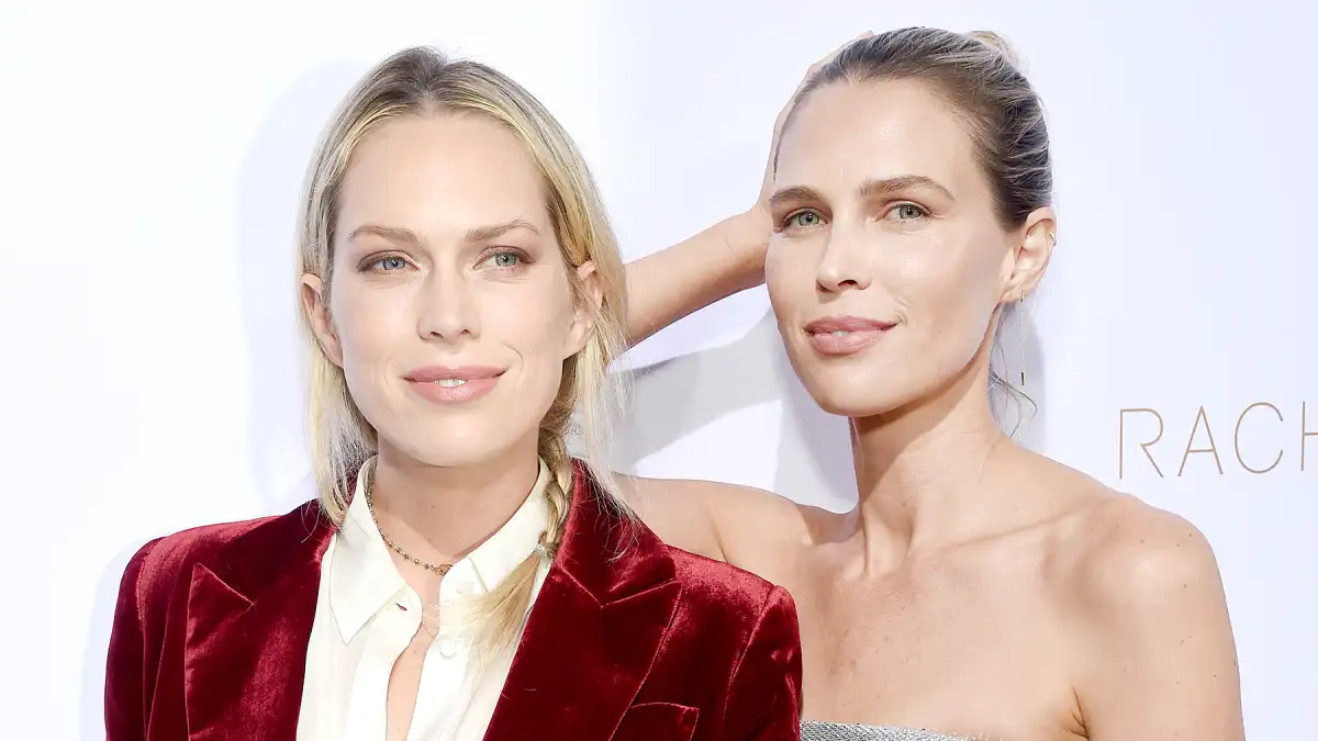 erin-and-sara-foster