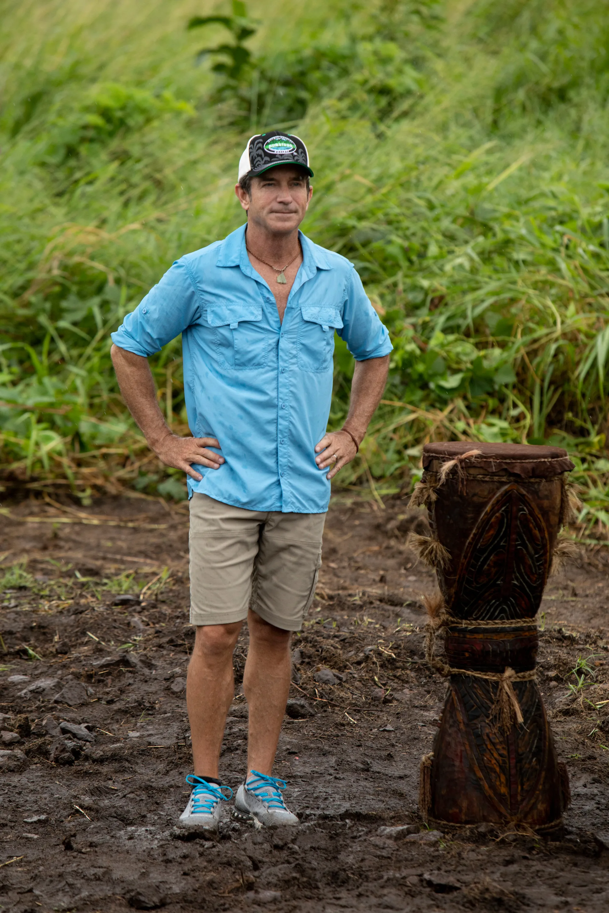 Jeff Probst hosts SURVIVOR