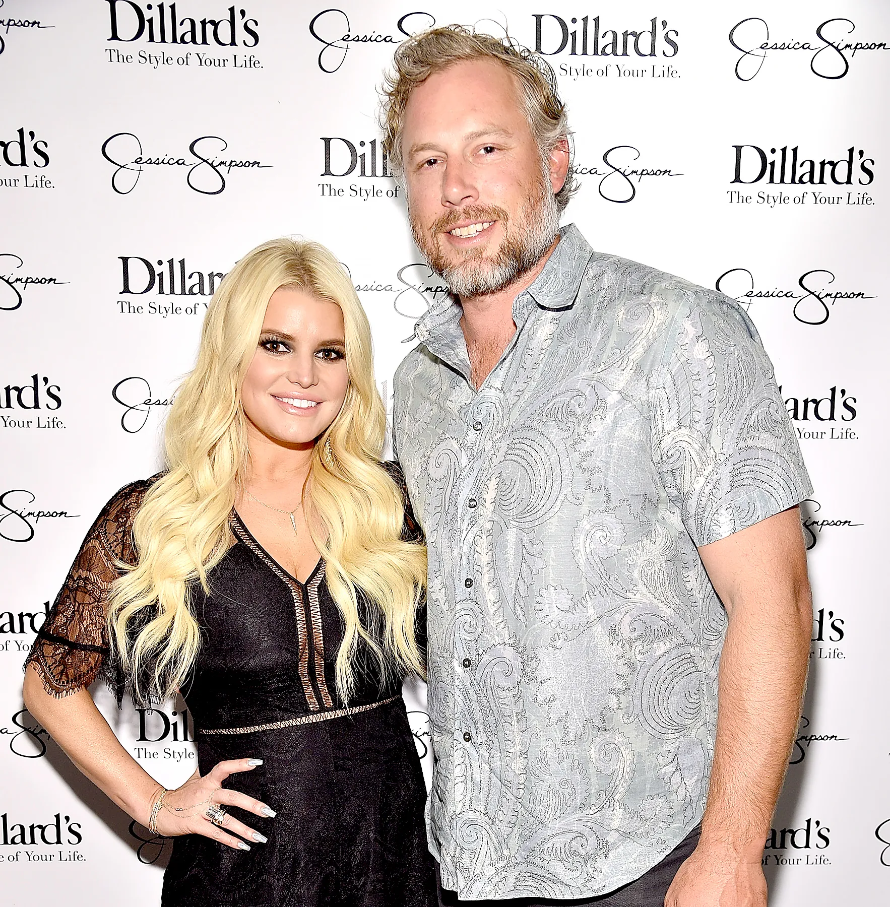 jessica-simpson-pregnant