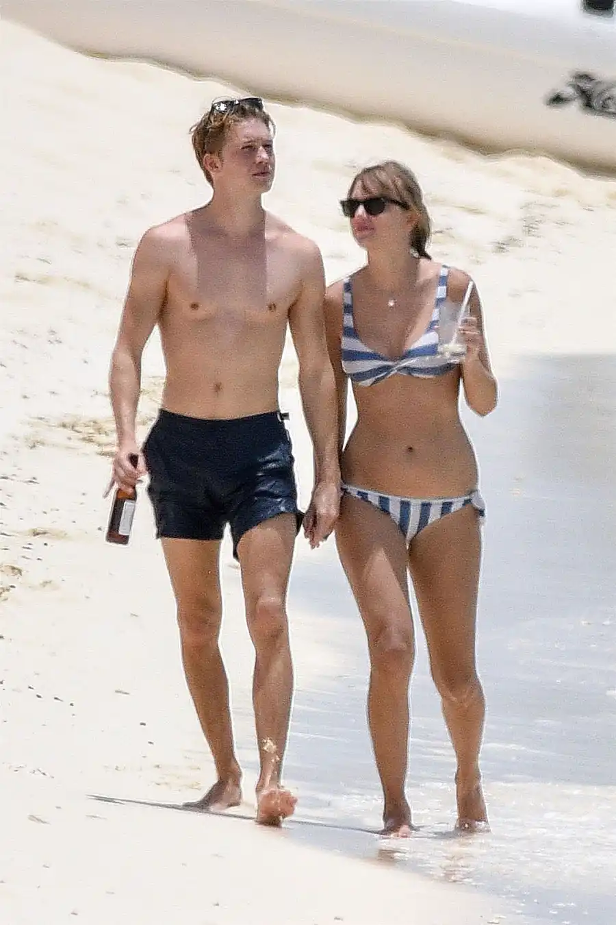 Joe Alwyn and Taylor Swift