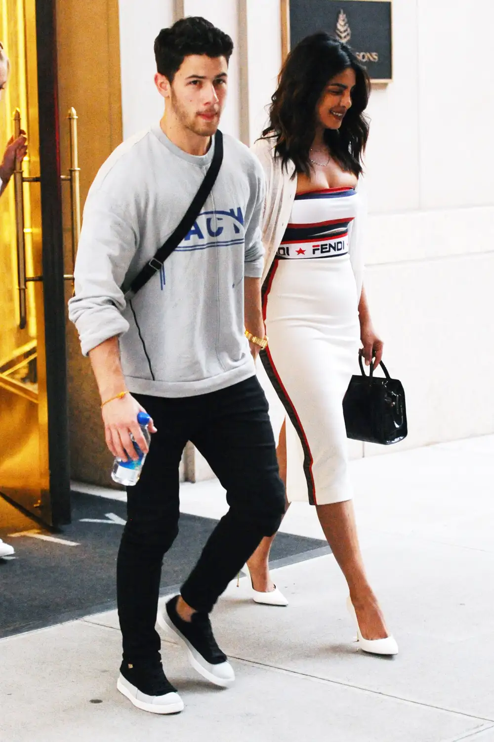 Joe and Nick Jonas Took Their&nbsp;Fianc&eacute;es Sophie Turner&nbsp;and Priyanka Chopra&nbsp;on a Stylish&nbsp;Double Date&nbsp;