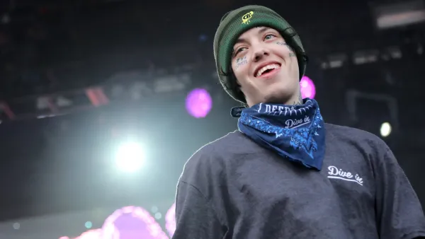Lil Xan Won't Give Up on Hot Cheetos, Eats Snack Two Days After it Caused Him to Vomit Blood