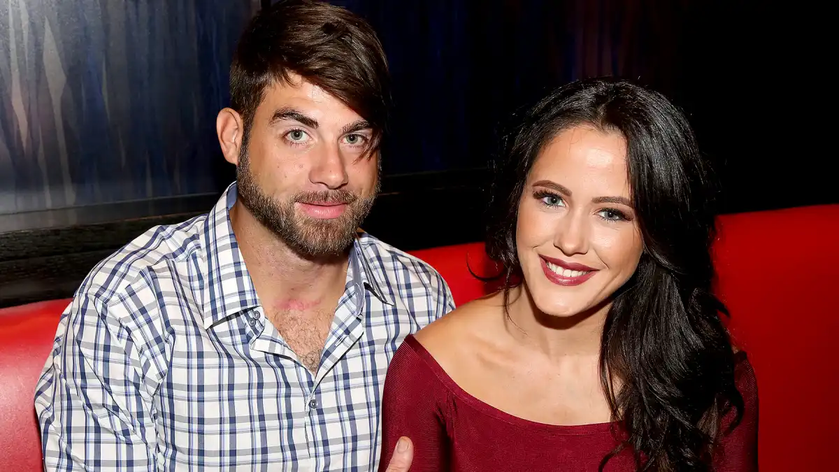 Jenelle-Evans-and-David-Eason-Take-Kids-to-Pumpkin-Patch
