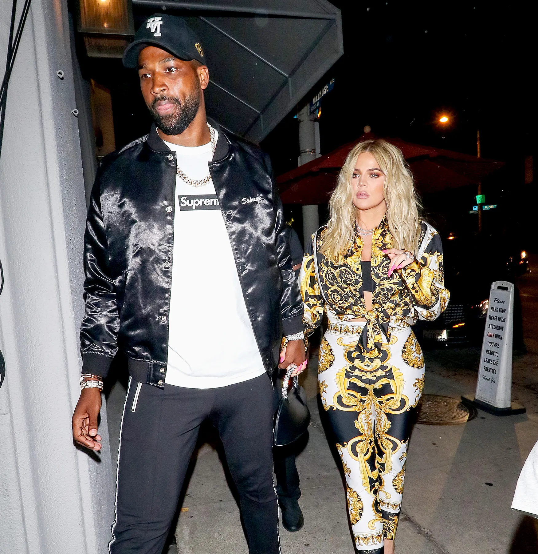 Khloe-Kardashian-is-back-in-cleveland-with-tristan-thompson