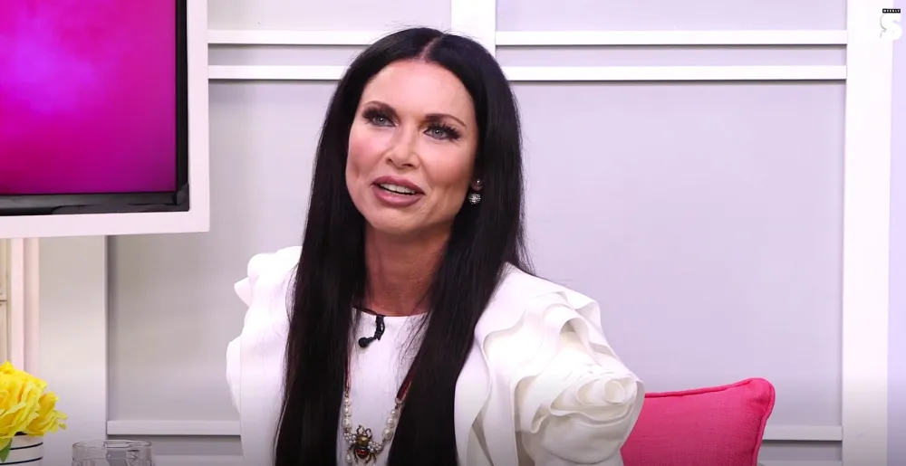 LeeAnne Locken