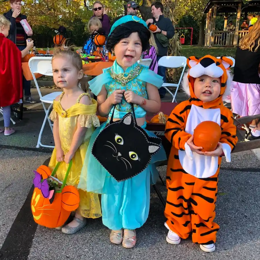 Meghan-King-Edmonds-halloween-kids-costumes