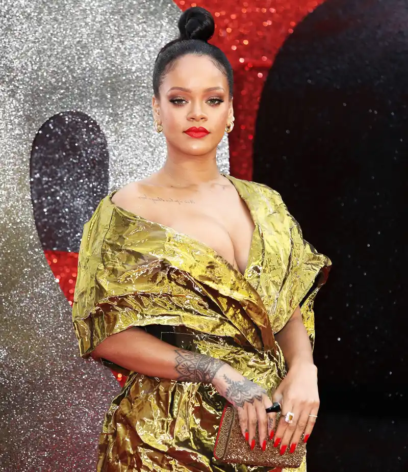 Rihanna Declined Super Bowl Halftime Show Colin Kaepernick Support