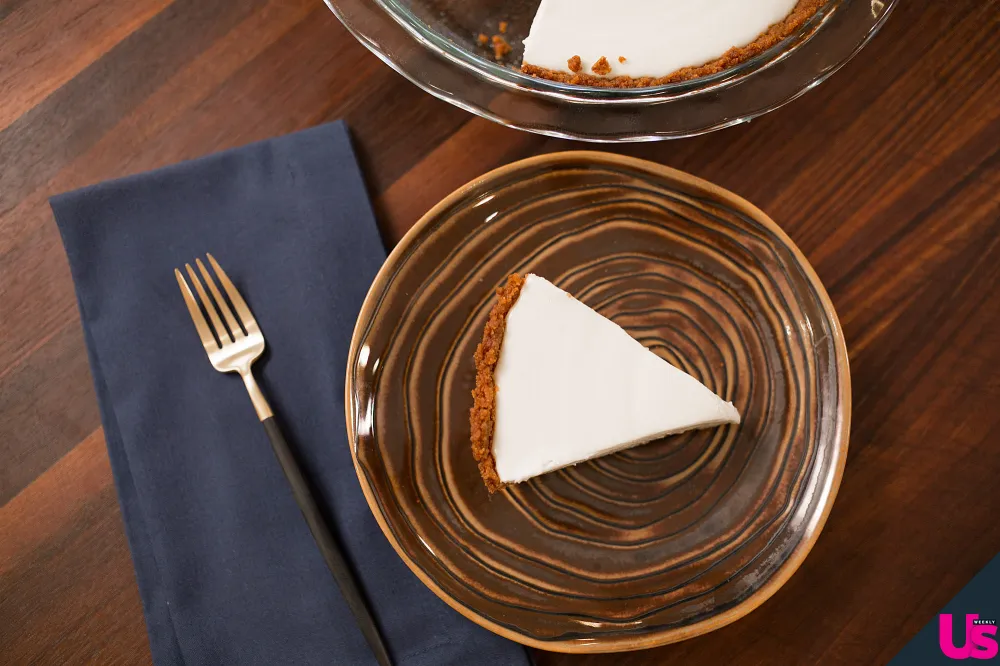 Tiffani-Thiessen-cream-cheese-pie