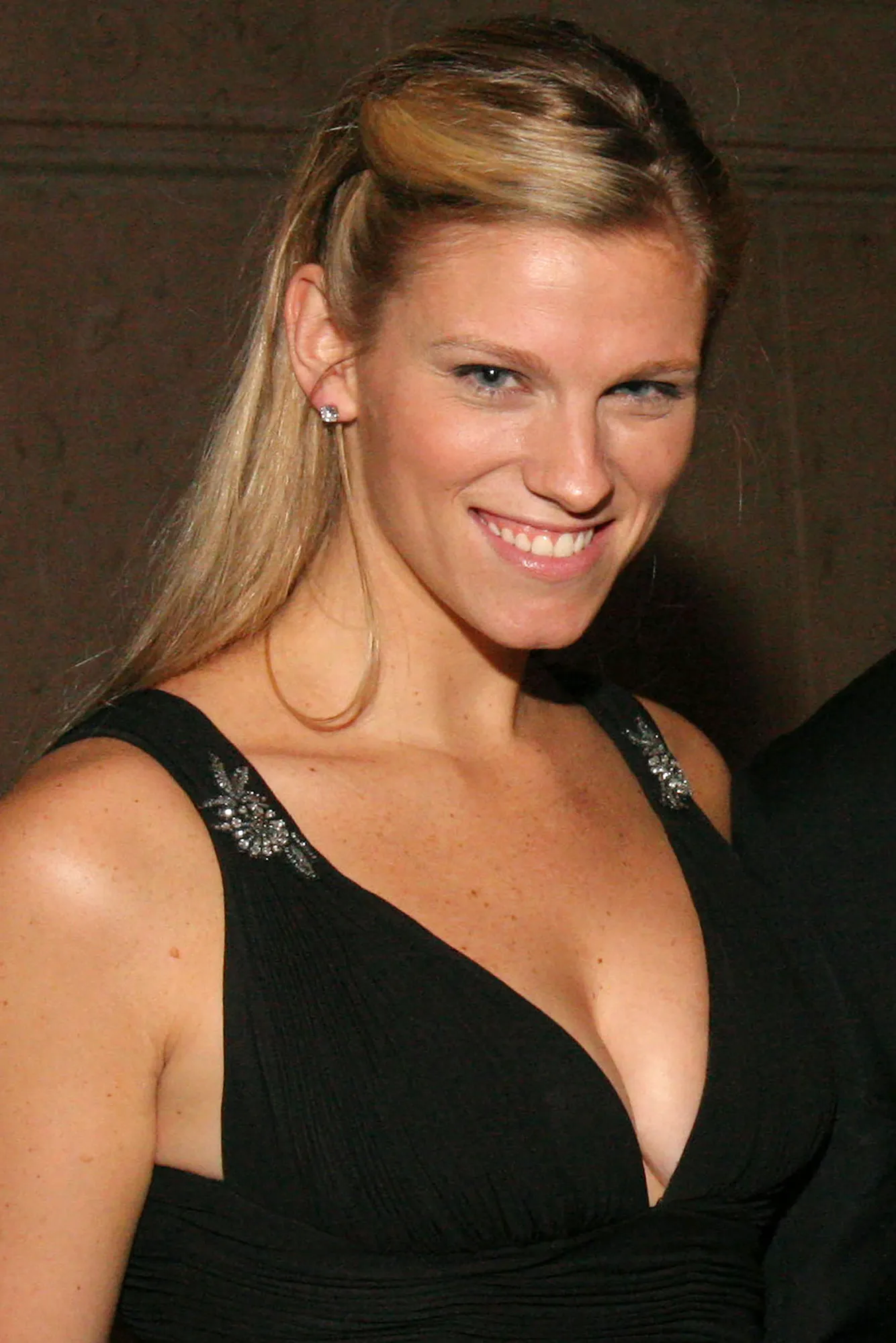 Lindsay Shookus, UsWeekly Celebrity Biography