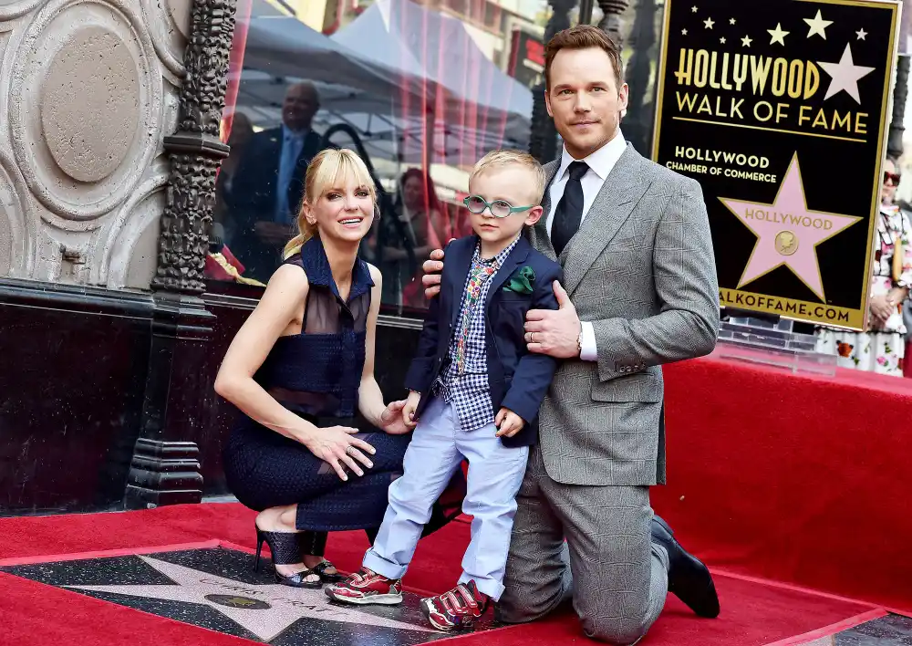 anna faris and chris pratt and son