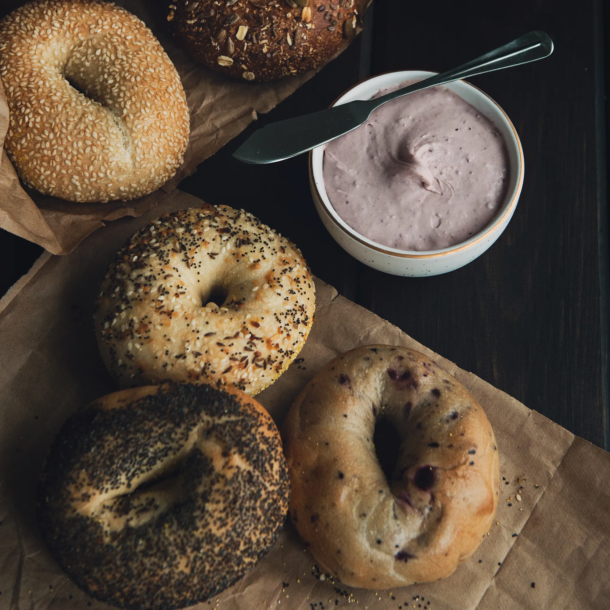 Apple Adds Cream Cheese to Bagel Emoji After Receiving Complaints, Twitter’s Still Skeptical