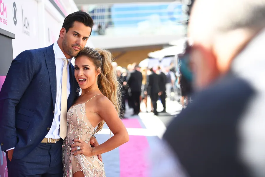 7 Things We Learned About Eric and Jessie James Decker’s Relationship From ‘Just Jessie’