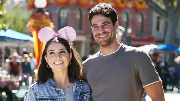 Jenna Johnson Joe Amabile Disney Dancing With The Stars