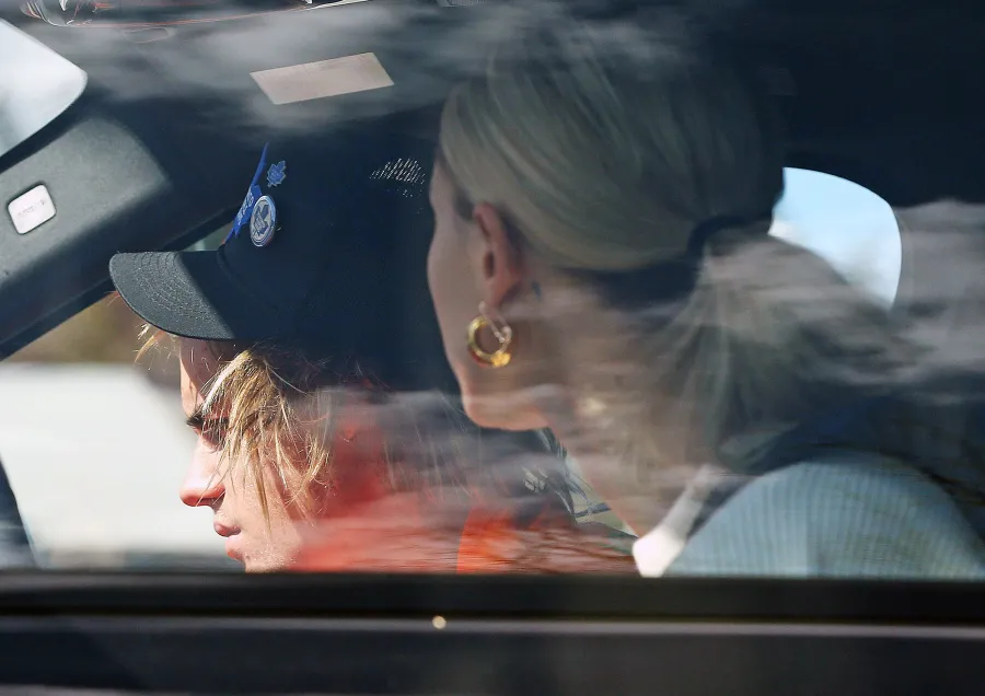 Justin Bieber Crying Car Hailey Baldwin