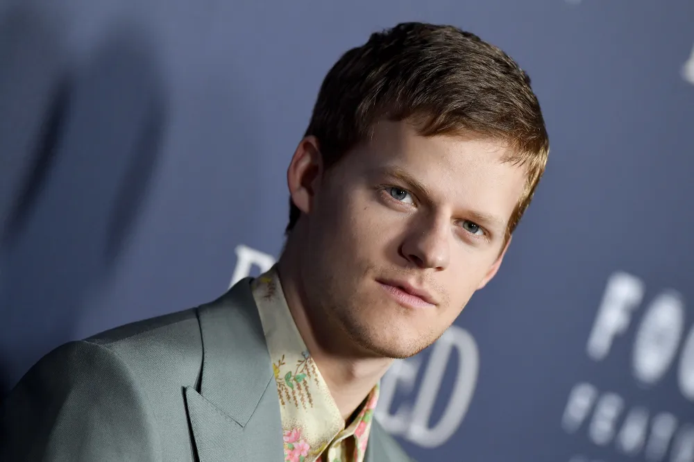 Lucas Hedges Opens Up About Sexual Fluidity: &lsquo;It&rsquo;s Just Not Black and White&rsquo;