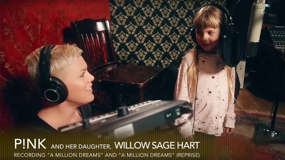 Pink and daughter Willow showman