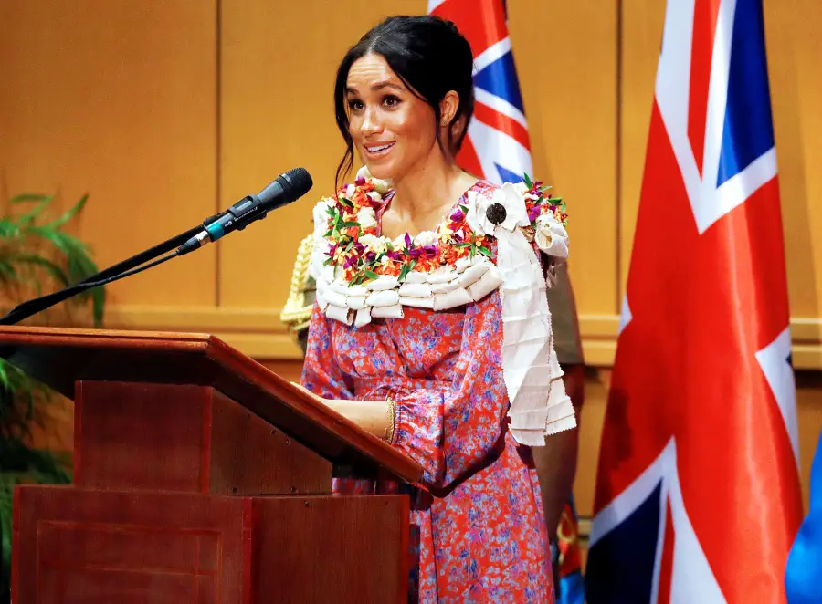 Pregnant Duchess Meghan Prince Harry Fiji