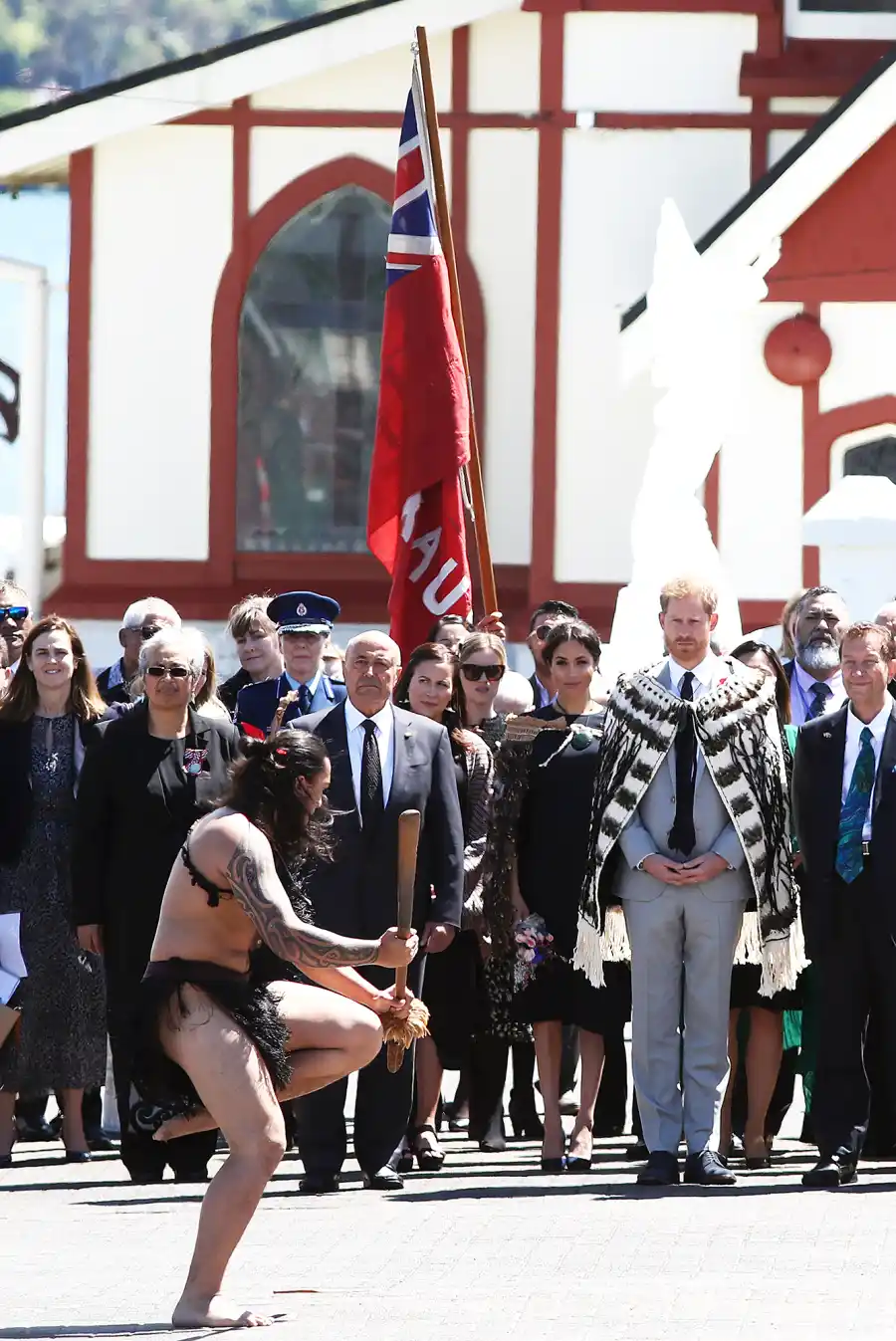 Prince Harry Pregnant Duchess Meghan Rotorua