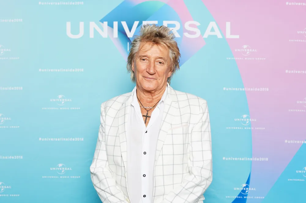 Rod Stewart, 73, Poses With Sons Ages 7 to 38 at the Beach