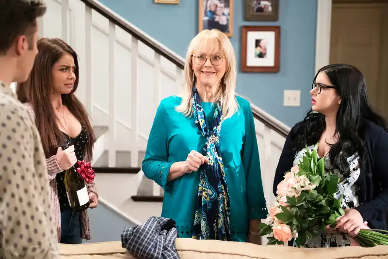 Shelley Long Modern Family Death