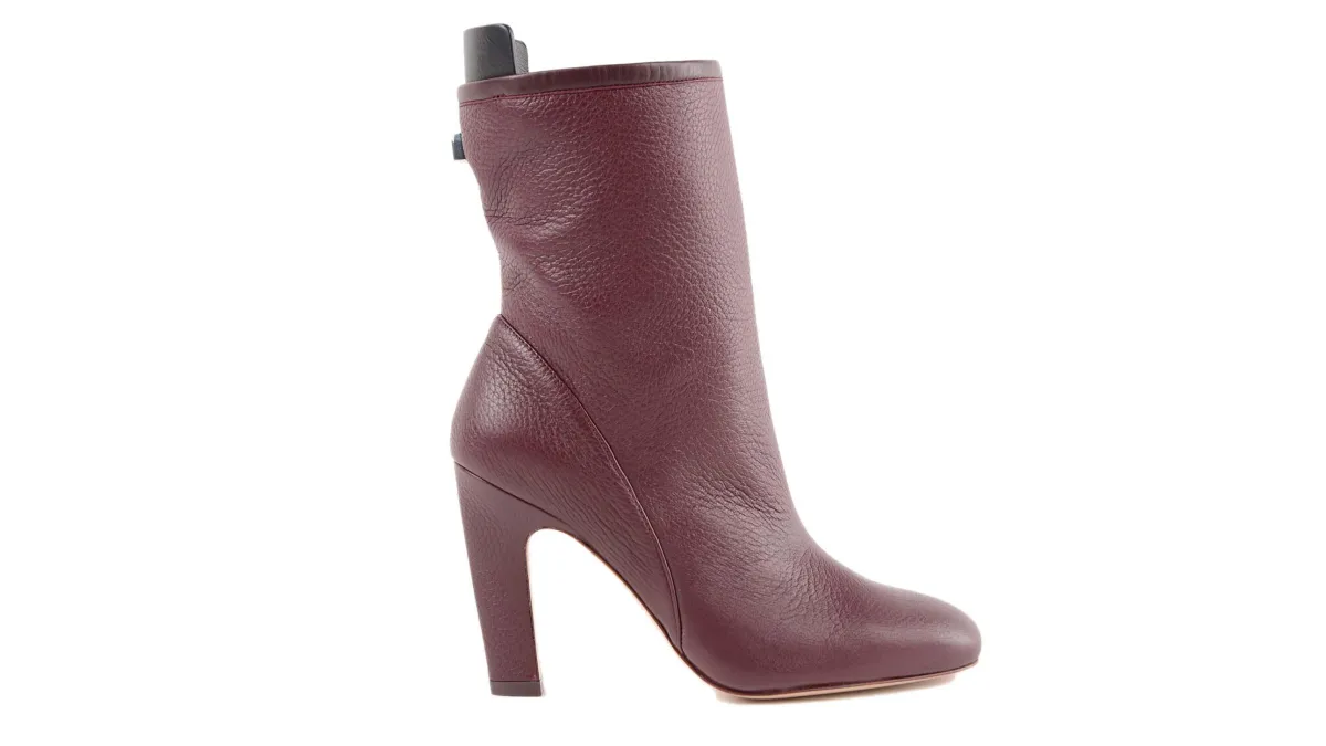 stuart-weitzman-cabernet