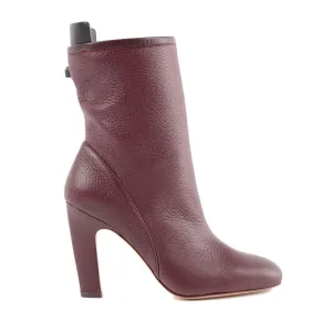 stuart-weitzman-cabernet