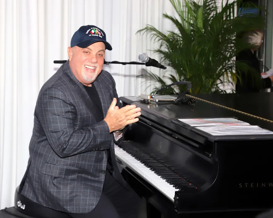 Ariana Grande, Chrissy Teigen and More Celebrities Reveal the Best Holiday Gifts They’ve Received