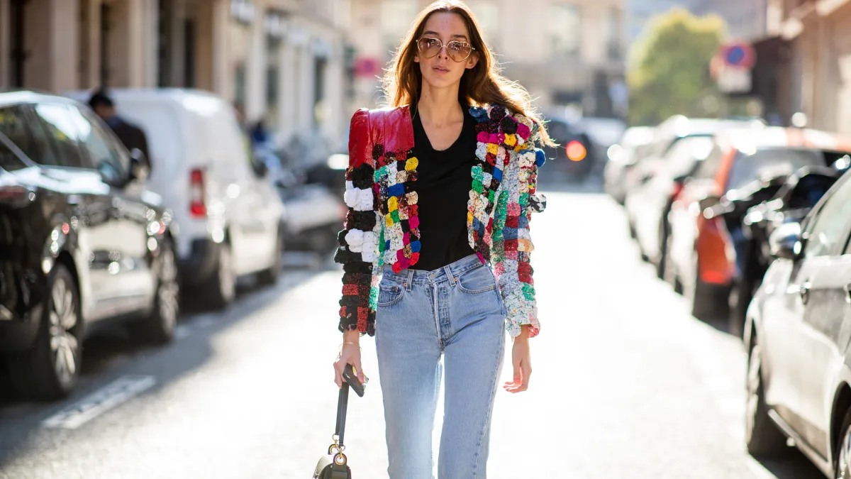 Street Style : Paris Fashion Week Womenswear Spring/Summer 2019 : Day Four