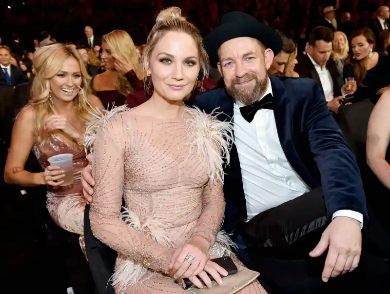 Inside CMAs 2018 Jennifer Nettles Kristian Bush