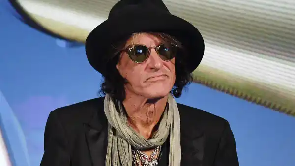 Joe Perry, Hospital, Aerosmith