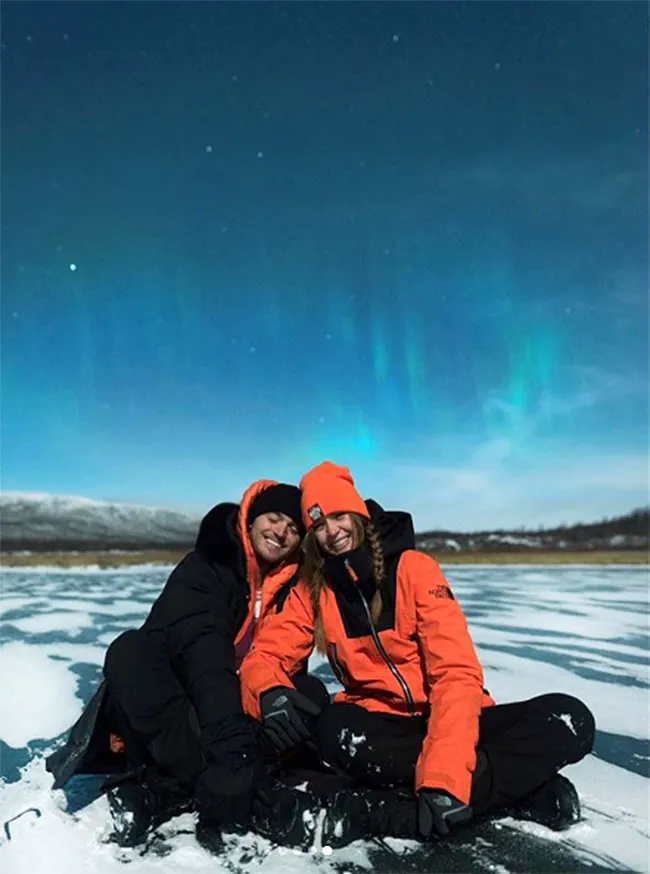 A First Look at Josephine Skriver's Engagement Ring